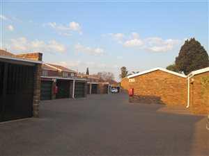 3 Bed Simplex in Lakefield
