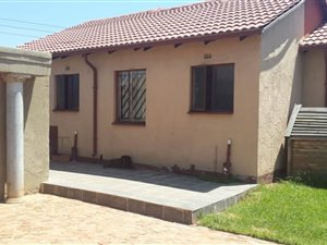 3 Bed House in Pollak Park