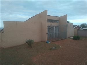 3 Bed House in Isipingo Hills
