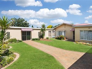 4 Bed House in Wychwood