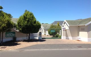 3 Bedroom House in Constantia