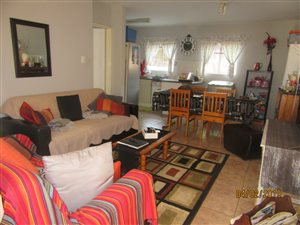 1 Bedroom Townhouse in Rietvalleirand