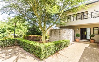 4 Bedroom Apartment in Pearl Valley