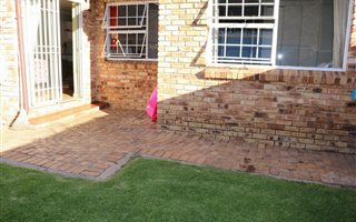 2 Bedroom Townhouse in Mayfield Park