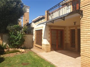 3 Bed Townhouse in Highveld