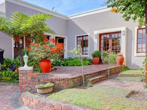6 Bed House in Rooirivierrif