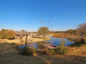4.5 ha Farm in Eye of Africa