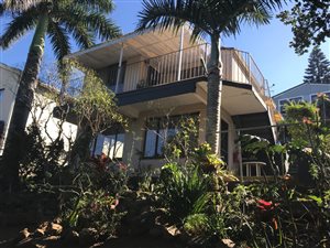 3 Bed Apartment in Hibberdene