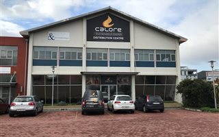 1632 m² Industrial space in Paardeneiland