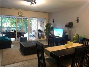 2 Bed Duplex in Hillcrest Park