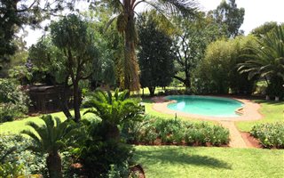 1.7 ha Farm in Nestpark AH