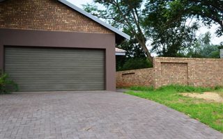 3 Bedroom House in Kameeldrift