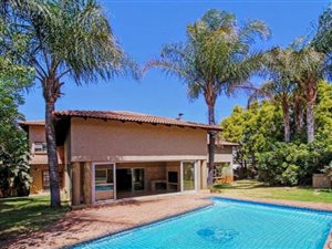 4 Bed House in Woodhill