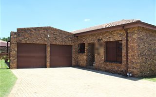 3 Bedroom Townhouse in Kriel