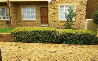 2 Bedroom Apartment in Strubens Valley