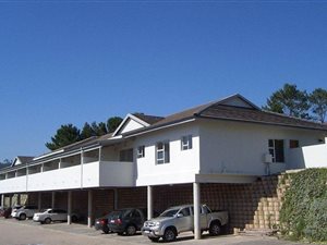 16 Bed House in Hunters Estate