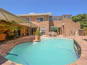 5 Bed House in Flamingo Vlei
