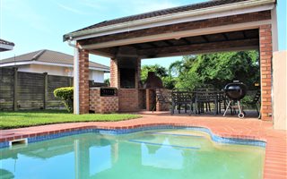 3 Bedroom Duet in Birdswood