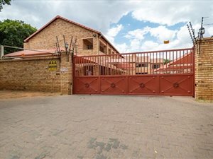 2 Bed Townhouse in Beyers Park