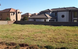 750 m² Land available in Valleyview Estate