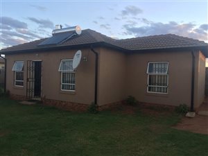 2 Bed House in Lehae