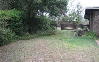 2 Bedroom Garden Cottage in Chartwell AH