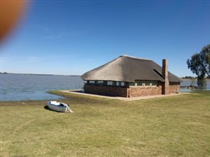 2 ha Land available in Vaal Dam
