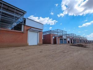 379 m² Industrial space in Linbro Park