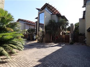 3 Bed Townhouse in Menlo Park