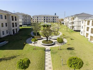 2 Bed Apartment in Maroeladal