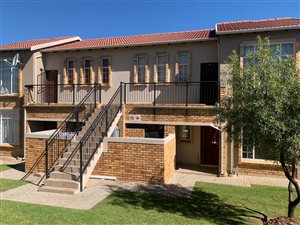 2 Bed Apartment in Laser Park