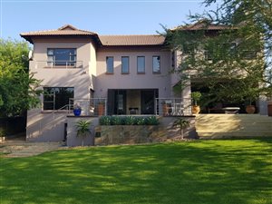 3 Bed House in Country View Estate