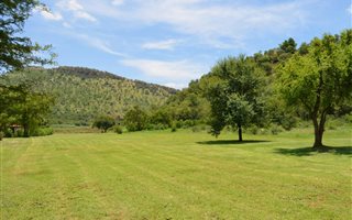 818 m² Land available in Estate D Afrique