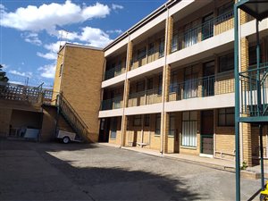2 Bedroom Apartment in Alberton