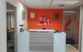 485 m² Office Space in Bulwer