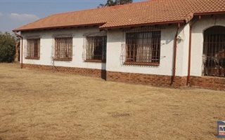2.2 ha Smallholding in Endicott