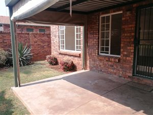 2 Bed House in Wierda Glen