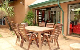 4 Bedroom Duplex in Baileys Muckleneuk