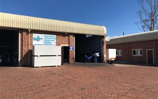 200 m² Commercial space in Umhlali