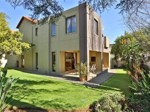 3 Bed Cluster in Broadacres