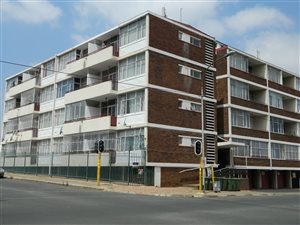 1 Bed Apartment in Alberton