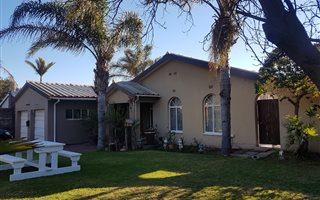 6 Bedroom House in Panorama