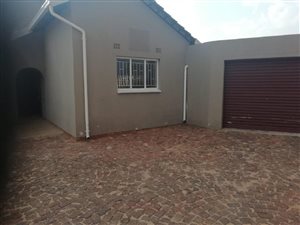 3 Bed House in Geluksdal