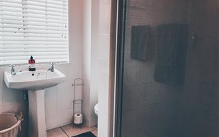 2 Bedroom Apartment in Woodmead