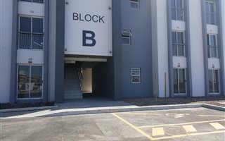 2 Bedroom Apartment in Bellville Central