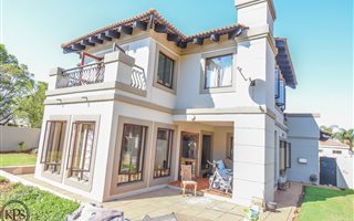 3 Bedroom House in Raslouw