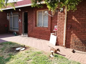 2 Bed Townhouse in Wierda Park