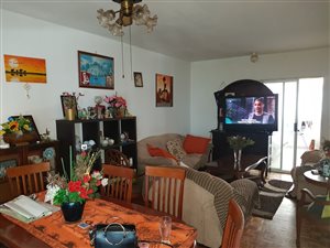 2 Bed Flat in Point Waterfront