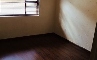 2 Bedroom Cluster in Sharonlea