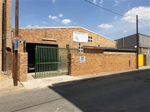 500 m² Industrial space in Lenasia